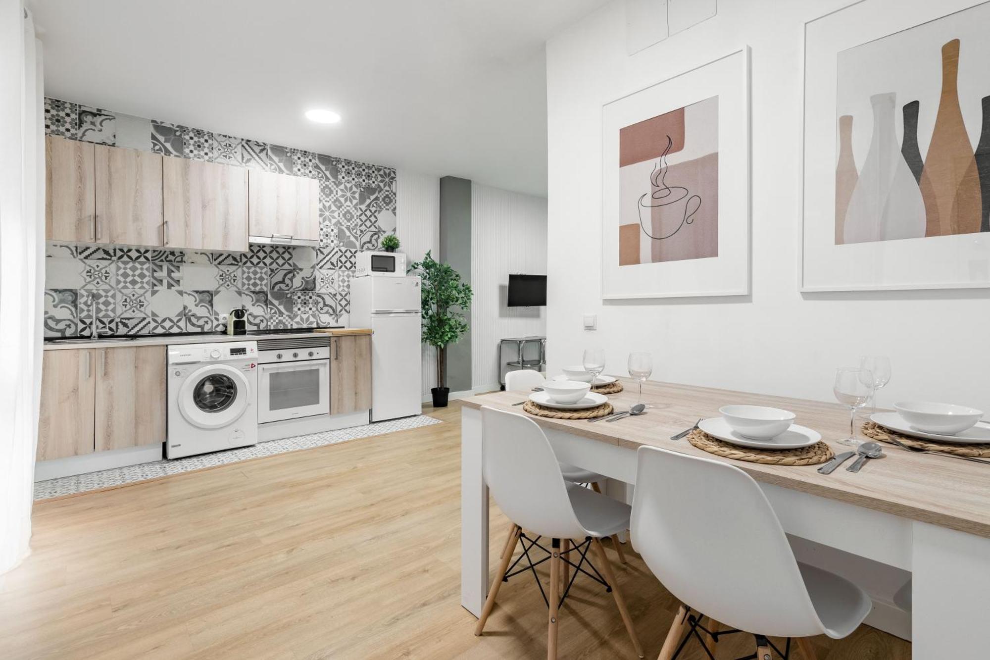 Charming Lucero Apartment Madrid Exterior photo