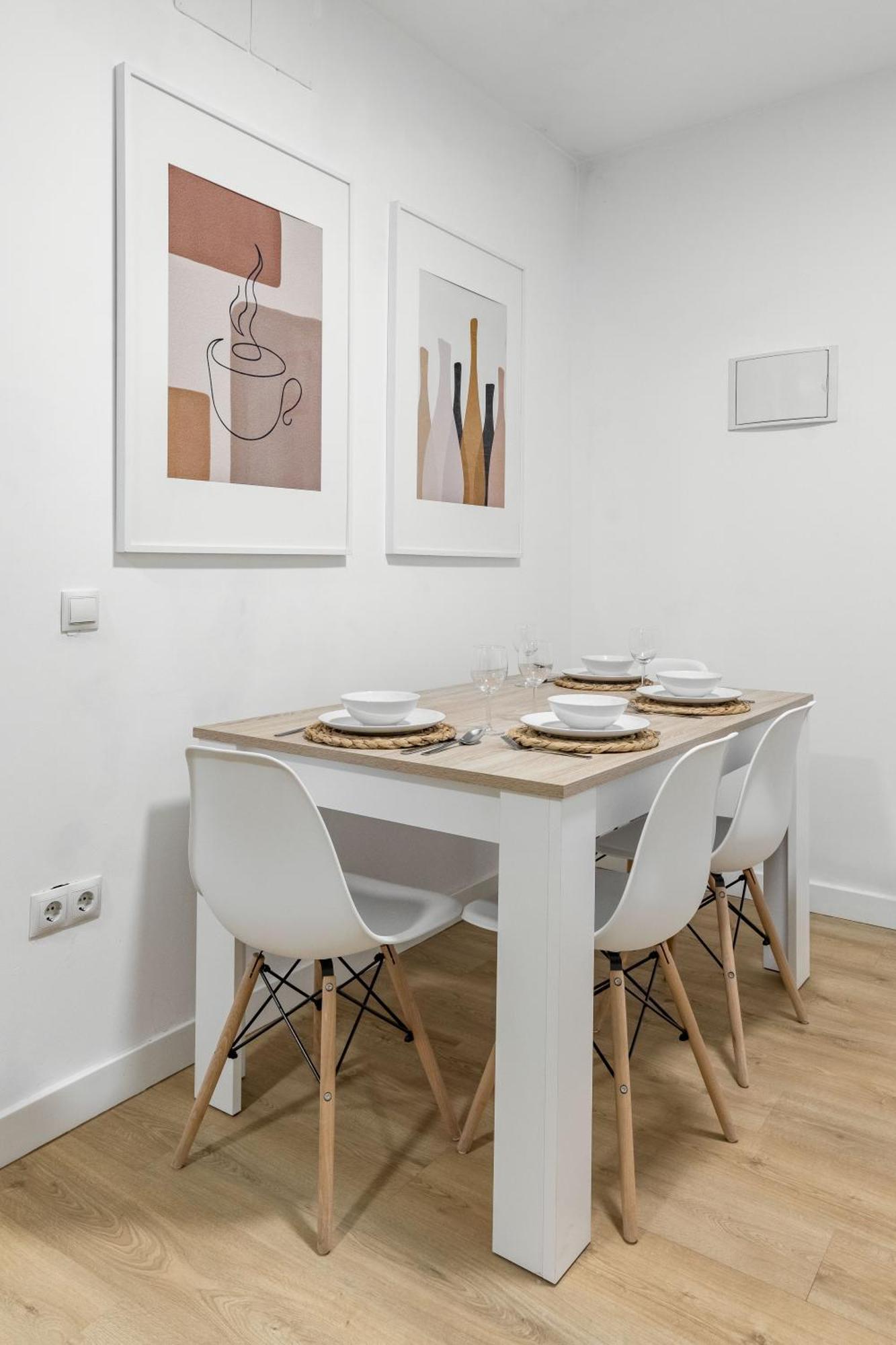 Charming Lucero Apartment Madrid Exterior photo