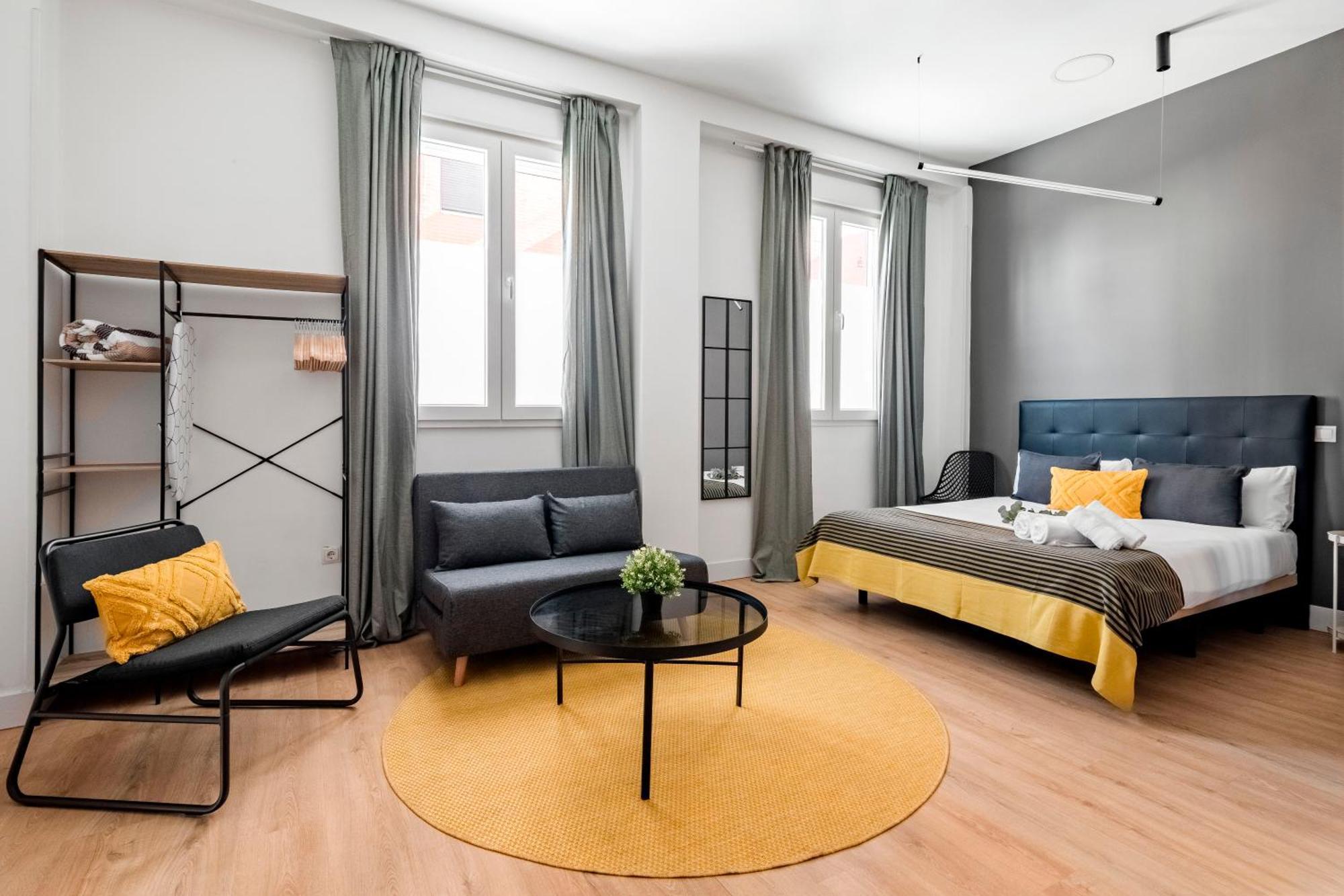 Charming Lucero Apartment Madrid Exterior photo